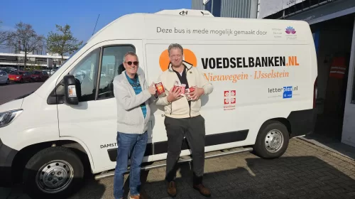 1.300 pakken koffie voor Voedselbank dankzij succesvolle Douwe Egberts-actie van Lionsclub Nieuwegein