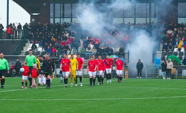 SV Parkhout speelt alsnog een nacompetitie wedstrijd na winst tegen Nivo Sparta: 1-2