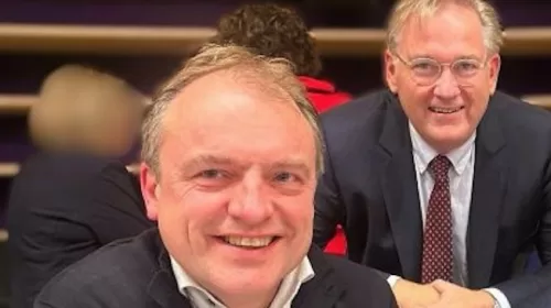 VVD Nieuwegein: ‘Stop hondenbelasting en bezuinigingen op erfgoed en dierenweides’