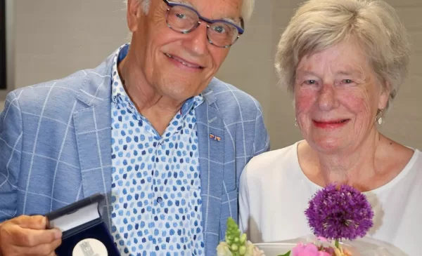 Anna van Rijnpenning voor jarenlange inzet voor vluchtelingen in Nieuwegein
