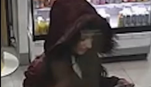 Vrouw pint met gestolen bankpas van 75-jarige vrouw uit Nieuwegein