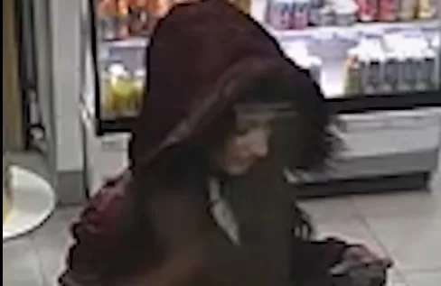 Vrouw pint met gestolen bankpas van 75-jarige vrouw uit Nieuwegein