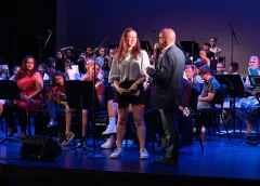 Gratis lunchpauzeconcert in DE KOM met Hannah en Linda Herrlitz