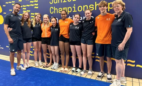 Schoonspringers Aquarijn presteren goed op Europese Junioren Kampioenschappen