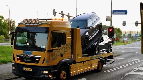 Twee auto’s zwaar beschadigd na ongeval in Nieuwegein