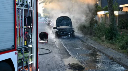 Autobrand in Galecop: Seat Ibiza in vlammen op aan Guido Gezellehove