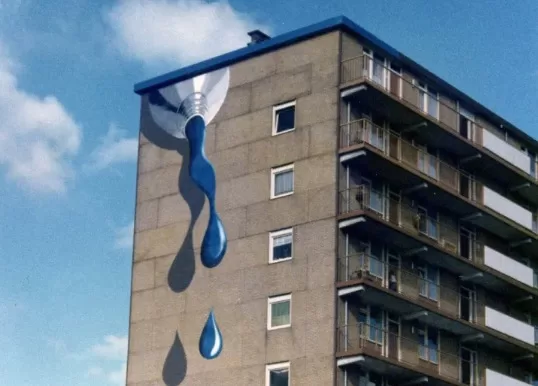 Blauwe tube Nijpelsplantsoen