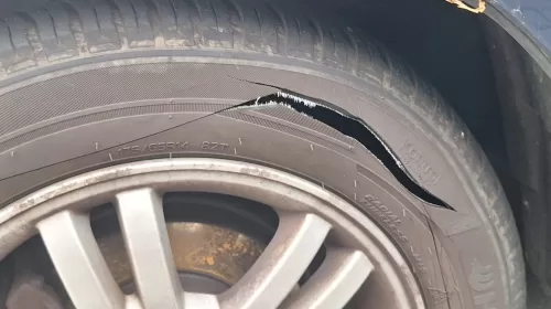 Bewoners tegenover Antonius Ziekenhuis wanhopig door parkeeroverlast en vandalisme