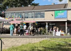 Feestelijke opening Buurthuis Rijnhuizen met een Wijkfeest