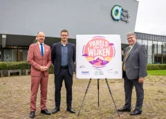 Gezamenlijke aftrap voor de bouw van 10 nieuwe schoolgebouwen