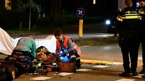 Scooterrijdster gewond bij aanrijding op de Batauweg – 30 km/u moet gevaarlijke weg veiliger maken