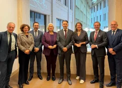 Burgemeester Marijke van Beukering aan tafel bij minister over verward gedrag