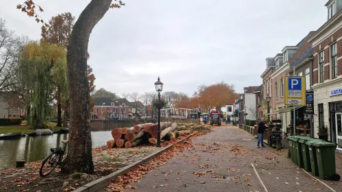 Toen & Nu: ‘De Dorpsstraat huilt’