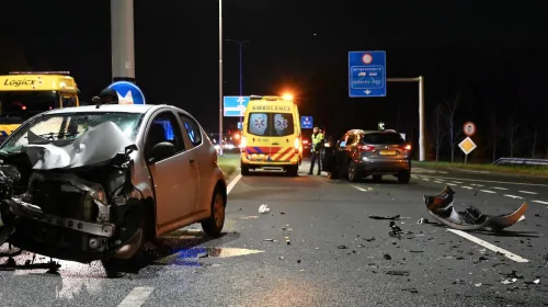 Aanrijding op kruising N408/Houtenseweg in Nieuwegein