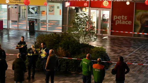 Update: Cityplaza ontruimd vanwege scheuren in beton