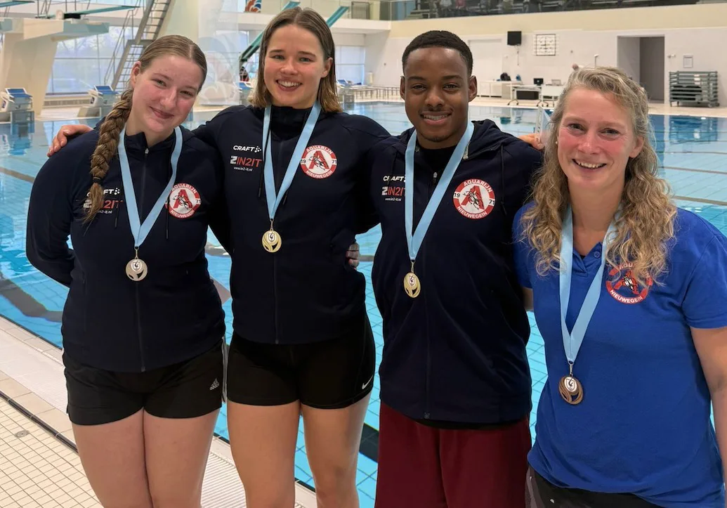 Iris, Oona, Matthew en Tanja