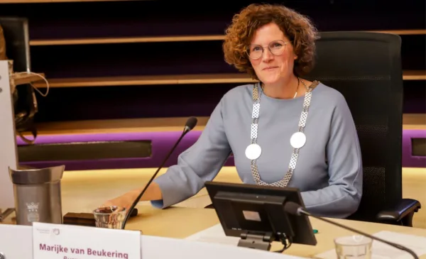 Column burgemeester Marijke van Beukering: ‘Zorgen voor een ander’