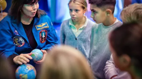 Van boeken naar sterren, ruimte expeditie in de bieb van Nieuwegein