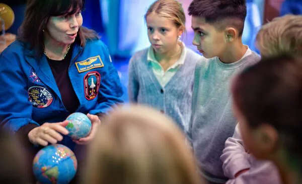 Van boeken naar sterren, ruimte expeditie in de bieb van Nieuwegein