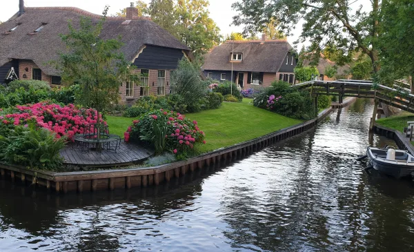 Giethoorn Village Partners wil balans brengen tussen toerisme en leefbaarheid: ‘Het dorp moet wel een dorp blijven’