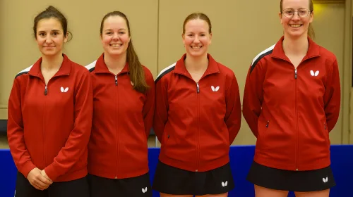 Toptafeltennis in Hilversum, Nieuwegein speelt om goud