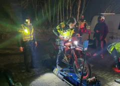 Politie deelt 37 boetes uit bij grote bromfietscontrole in Nieuwegein