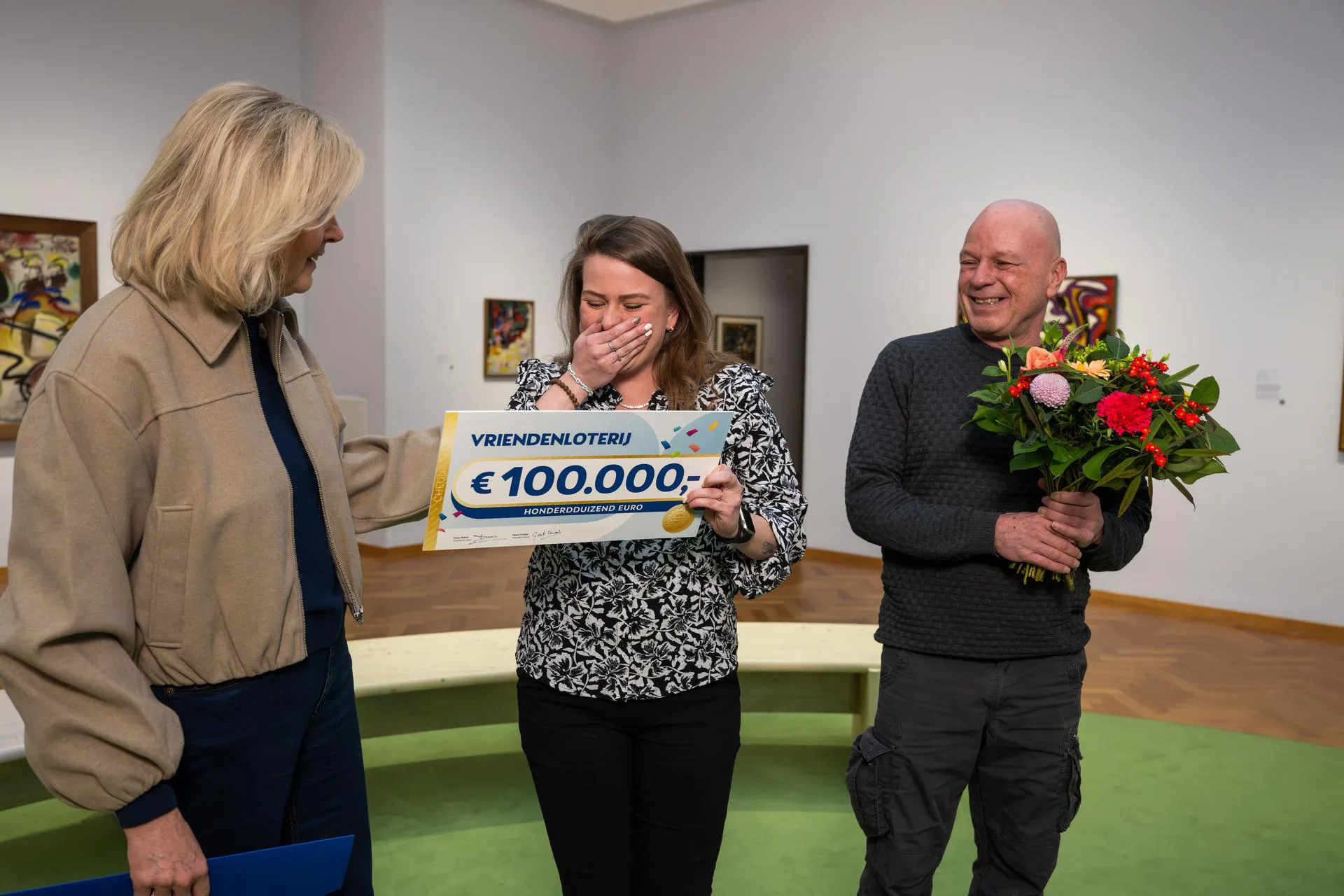 Romi uit Nieuwegein wint 100.000 euro bij VriendenLoterij