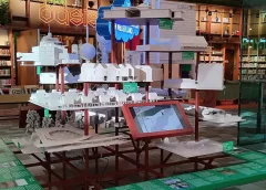 Even kijken tussen afspraken door, mini expo over Post 65 in het Stadshuis