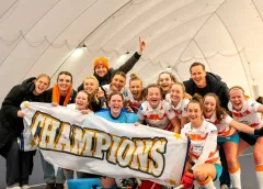 Mixed Hockey Club Nieuwegein (MHCN) grijpt titel in zinderend slotweekend