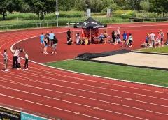 Van bank naar 5 kilometer, Atverni daagt Nieuwegein uit