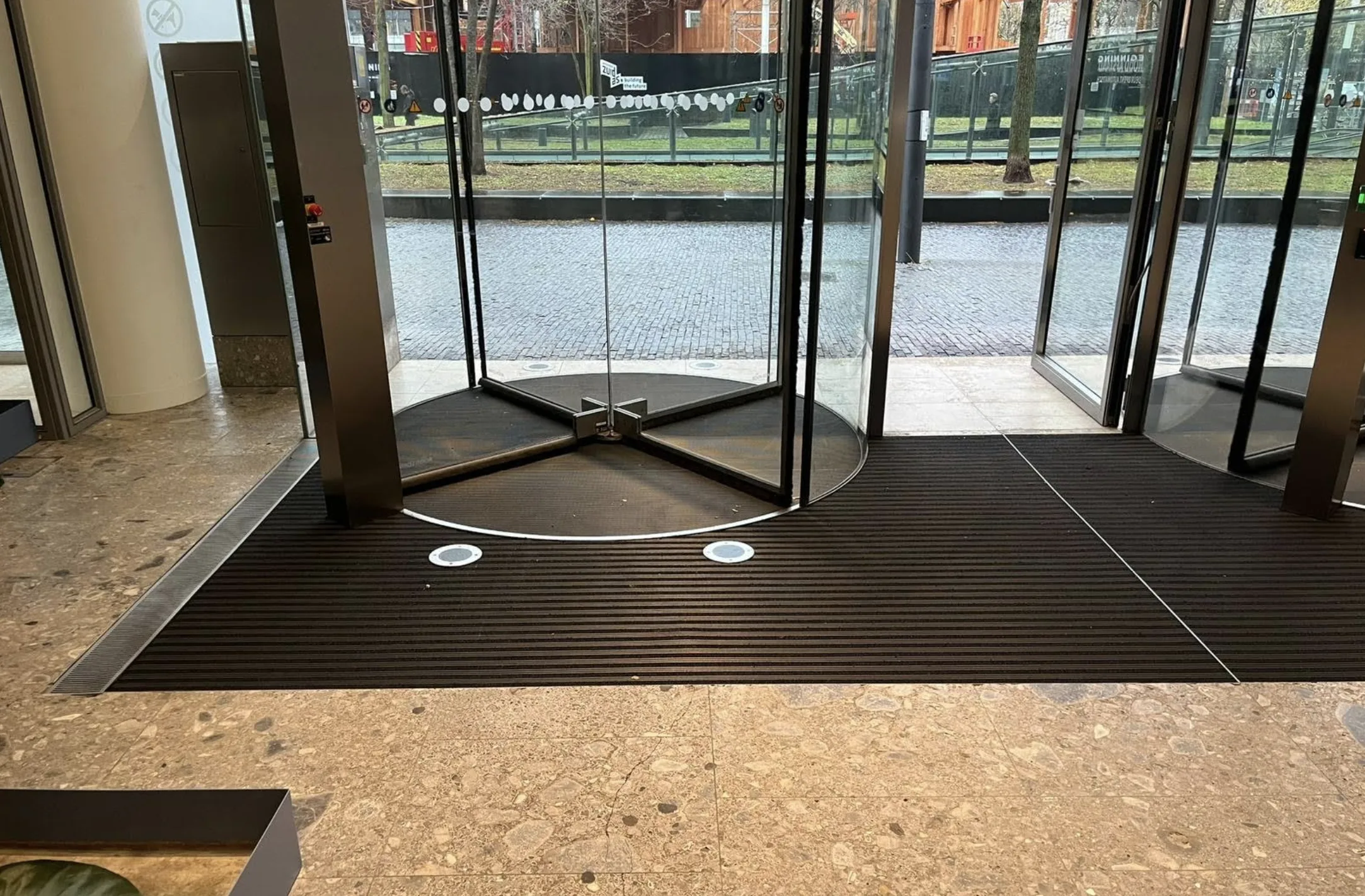 Schoonloopmat met draaideur