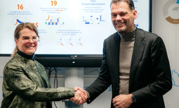 Rabobank Midden-Nederland en Energie van Utrecht verlengen samenwerking, Nieuwegein heeft drie logische “meelifters”