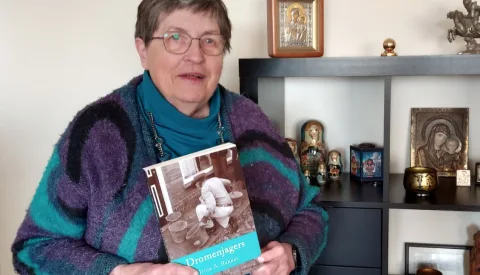 Nieuwegeinse auteur duikt in familiegeschiedenis met roman Dromenjagers