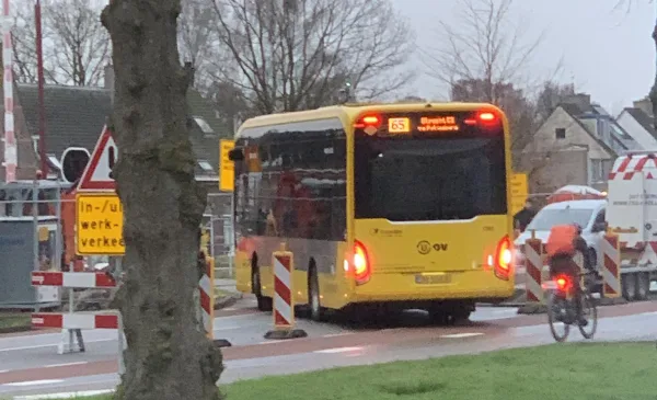Dorpspraat: ‘Bus wil Vreeswijk in, maar Vreeswijk zegt even: nee’