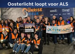 Oosterlicht loopt ’s nachts door Utrecht en haalt ruim € 13.000 op voor strijd tegen ALS