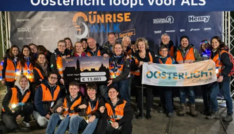 Oosterlicht loopt ’s nachts door Utrecht en haalt ruim € 13.000 op voor strijd tegen ALS