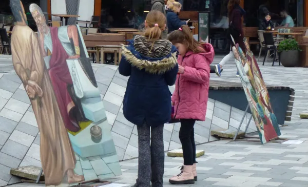 Paasroute in Cityplaza laat bezoekers stilstaan bij betekenis van Pasen
