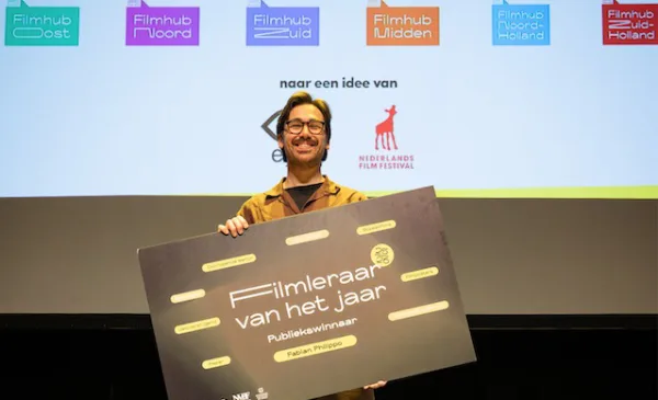Cals-docent Fabian Philippo pakt publieksprijs Filmleraar van het Jaar