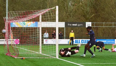 Uitgedund sv Parkhout sleept punt uit vuur tegen FC De Bilt