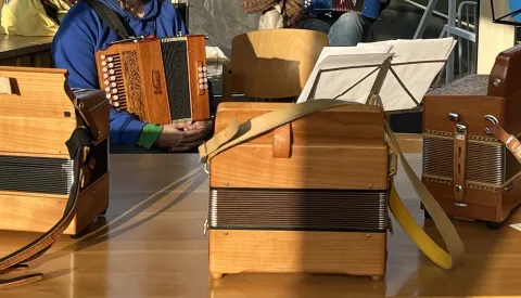 Trekzakken, meezingen en meespelen: tweede Trekzakcafé bij Museumwerf Vreeswijk