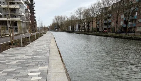 Brugpad net open, bewoner slaat alarm over veiligheid langs De Doorslag