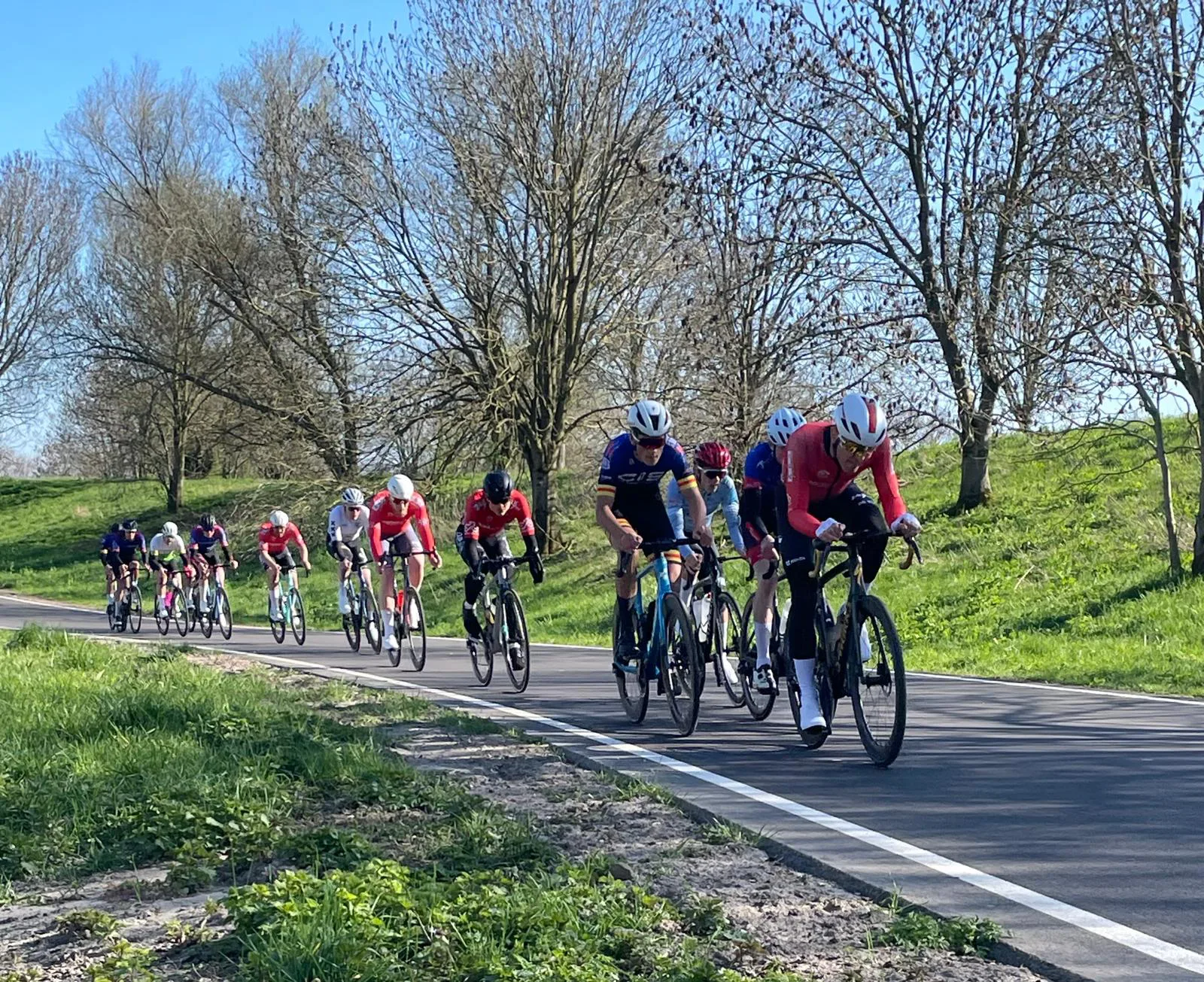 Wielrenners Nedereindseberg