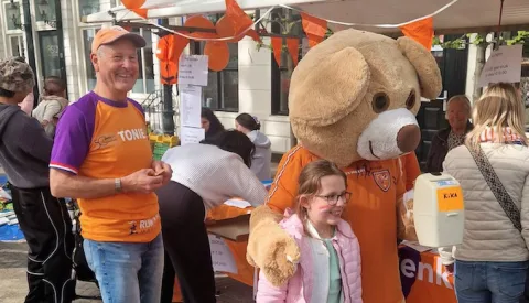 Nieuwegein kleurde oranje, maar wie waren er al om 03.00 uur op pad?