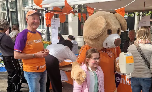 Nieuwegein kleurde oranje, maar wie waren er al om 03.00 uur op pad?