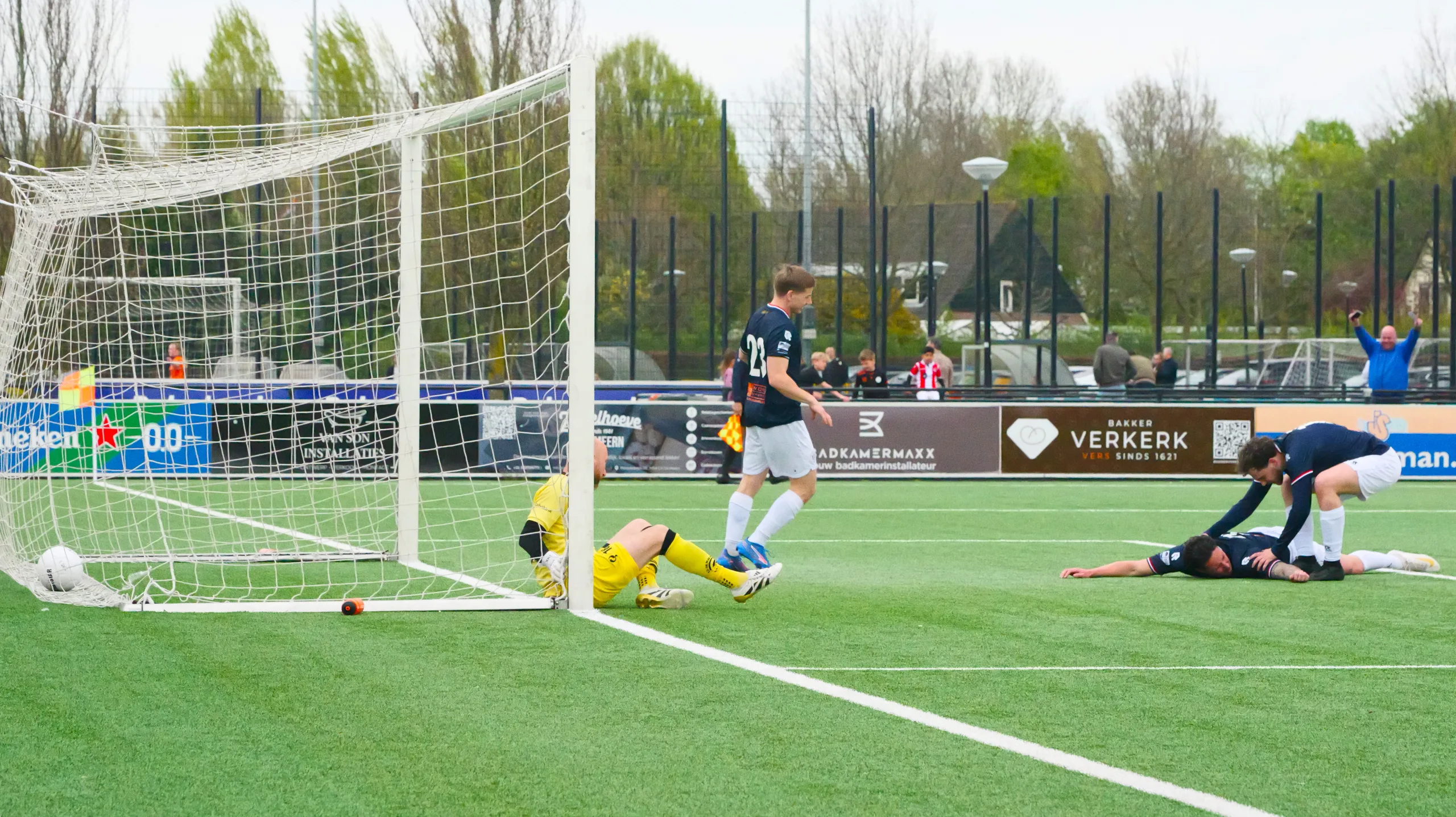 Jesse Schuin scoort tegen VV de Meern