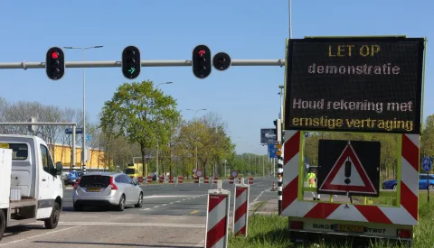 Nieuwegein ontsnapt aan verkeersinfarct na blokkade A12