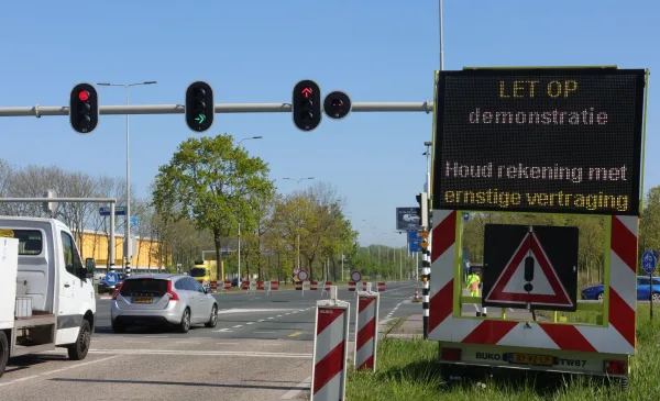 Nieuwegein ontsnapt aan verkeersinfarct na blokkade A12