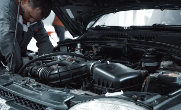 Waar vind je de beste onderdelen als je zelf aan je auto klust?