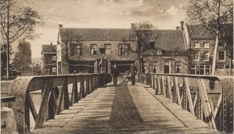 Toen & Nu: ‘Oude draaibrug verdween, maar Jutphaas bleef herkenbaar’