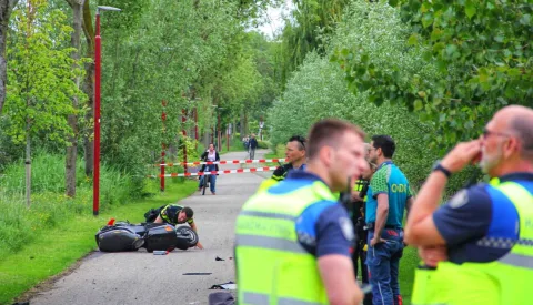 Politie zoekt getuigen na ernstig ongeval met fietser en scooter op Galecopperdijk